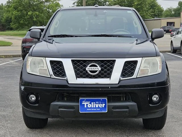 Used 2015 Super Black Nissan SV image 4