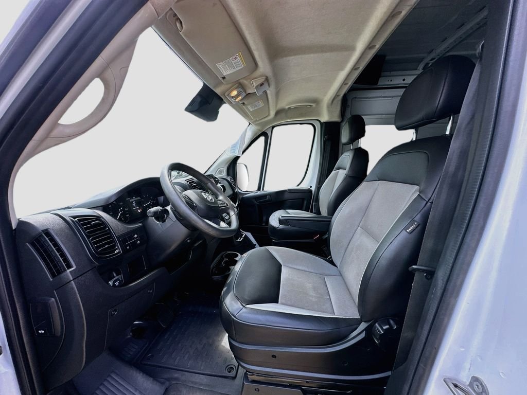 Used 2025 White Ram High Roof image 20