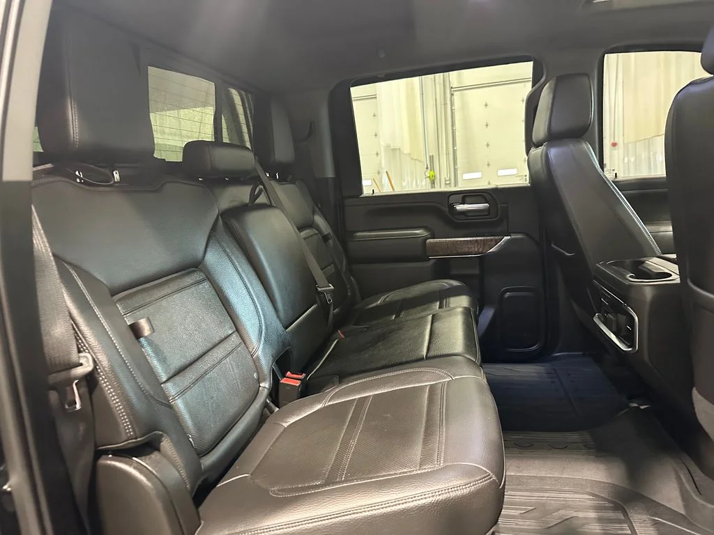 Used 2020 Black GMC Denali image 33