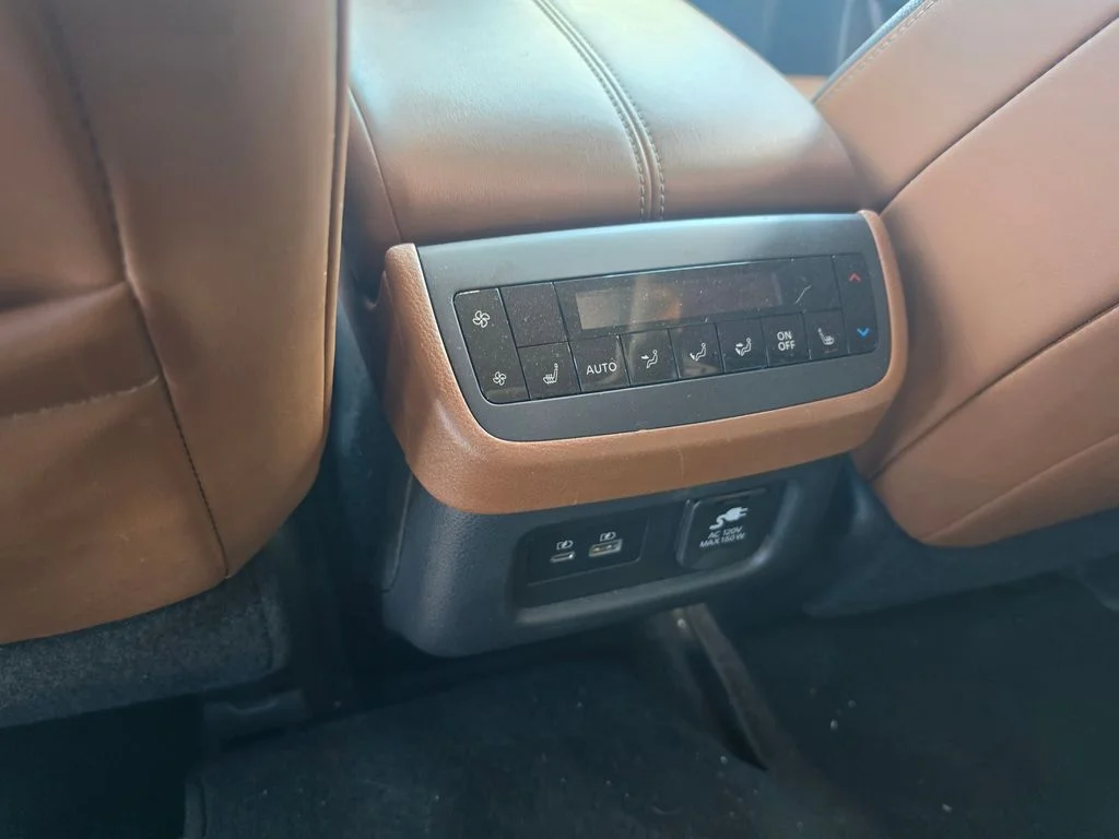 Certified Used 2022 Gray Nissan Platinum image 10