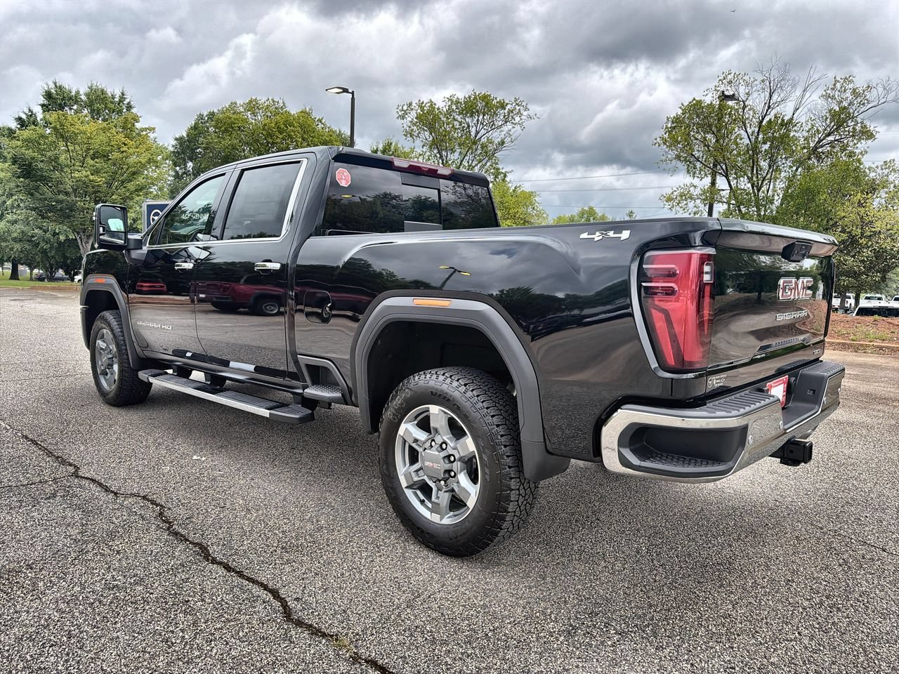 New 2026 Onyx Black GMC SLT image 6