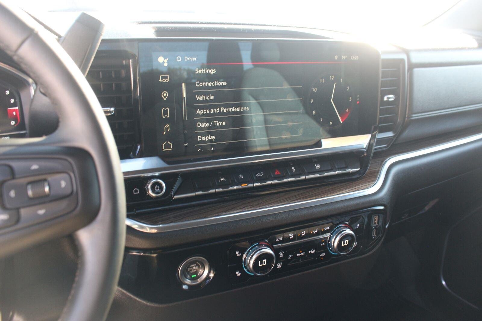 Used 2023 Deep Bronze Metallic GMC Elevation image 22