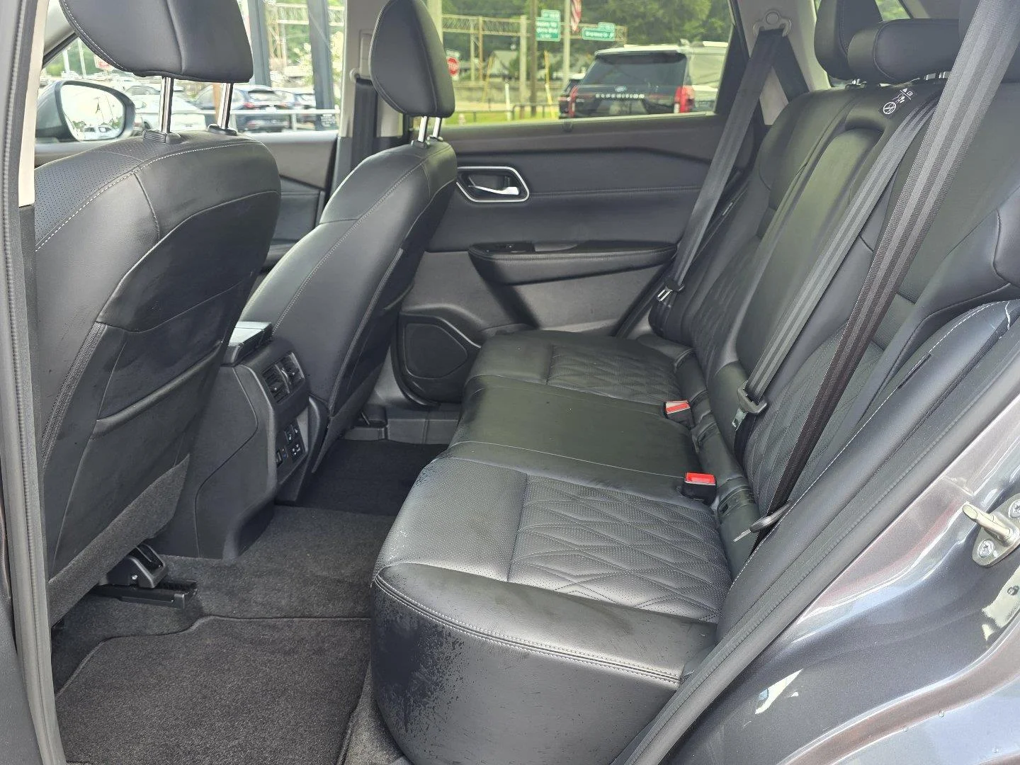 Used 2023 Gun Metallic Nissan Platinum image 27