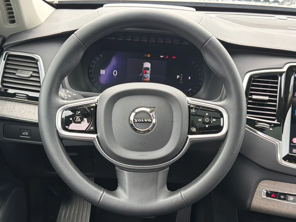 Used 2023 Silver Volvo Ultimate image 24