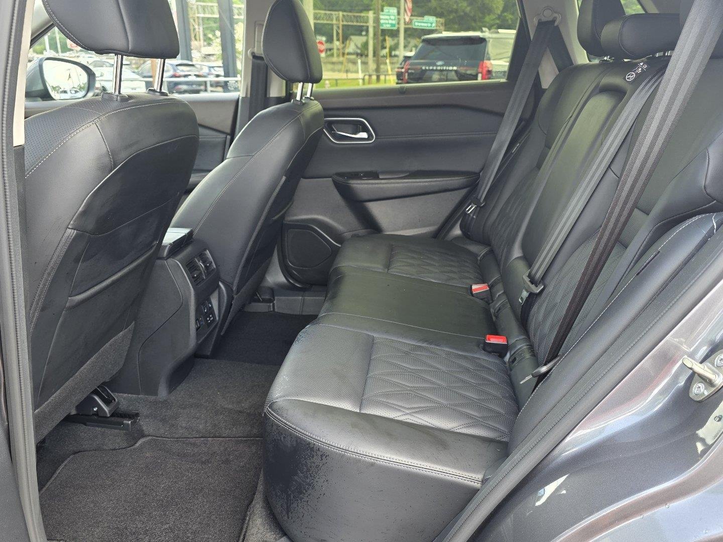 Used 2023 Gun Metallic Nissan Platinum image 27