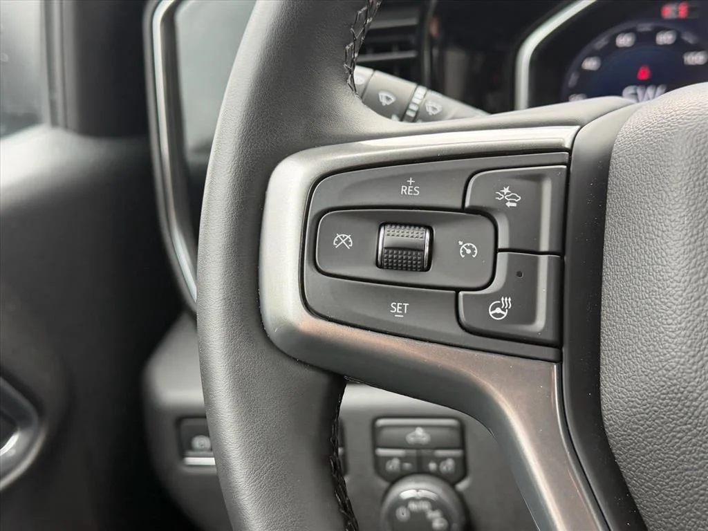 Used 2026  CHEVROLET RST image 14