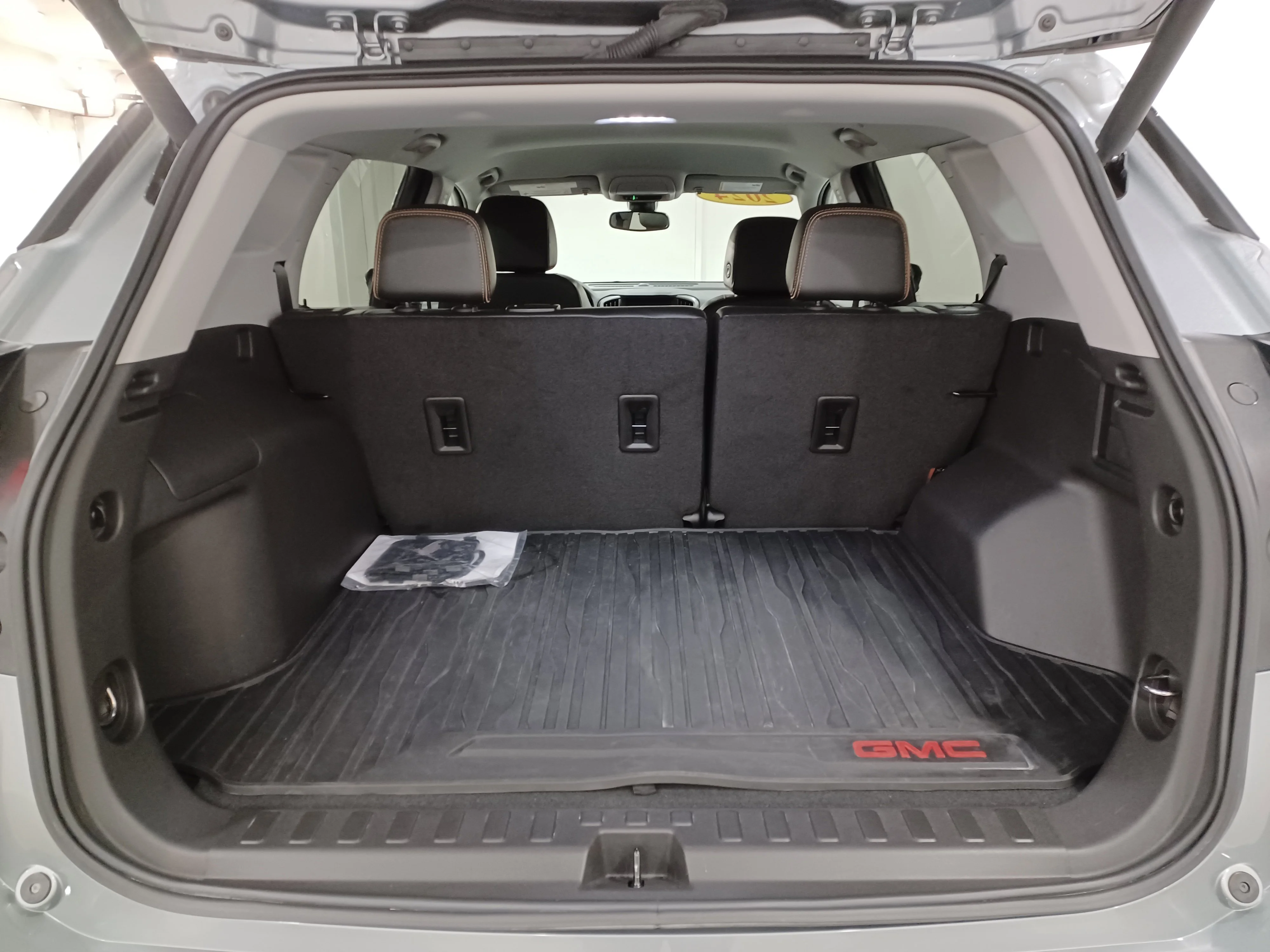 Certified Used 2024 Gray GMC AT4 AWD *Adaptive Cruise | Remote Start | Htd Wheel & Leather | Blind Spot Detection | Park Assist image 23
