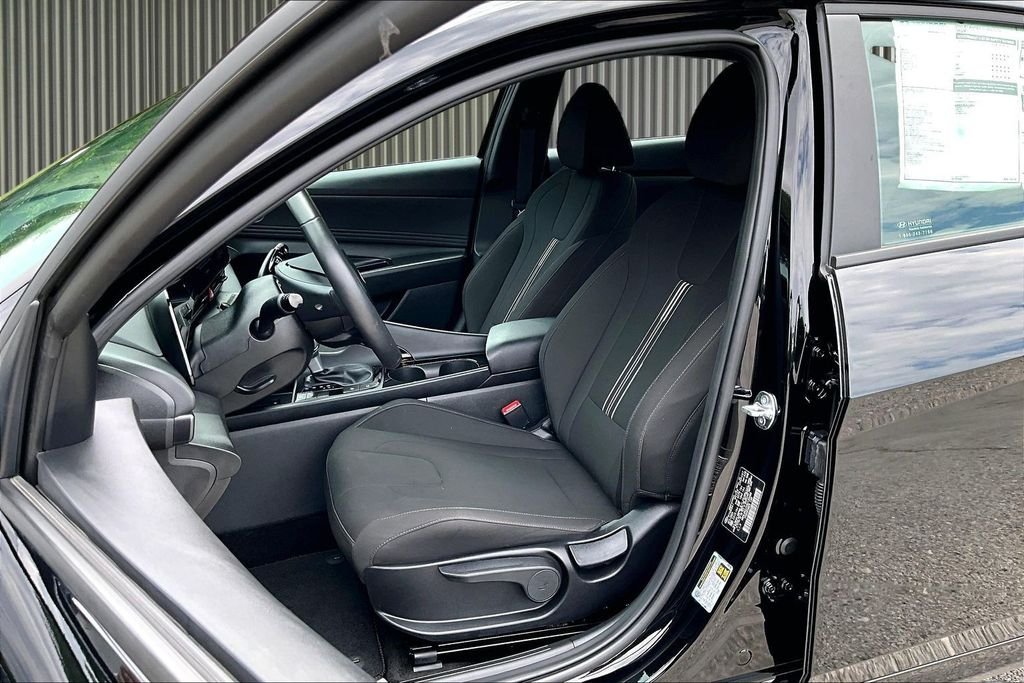 Certified Used 2025 Black Hyundai SEL Sport image 26