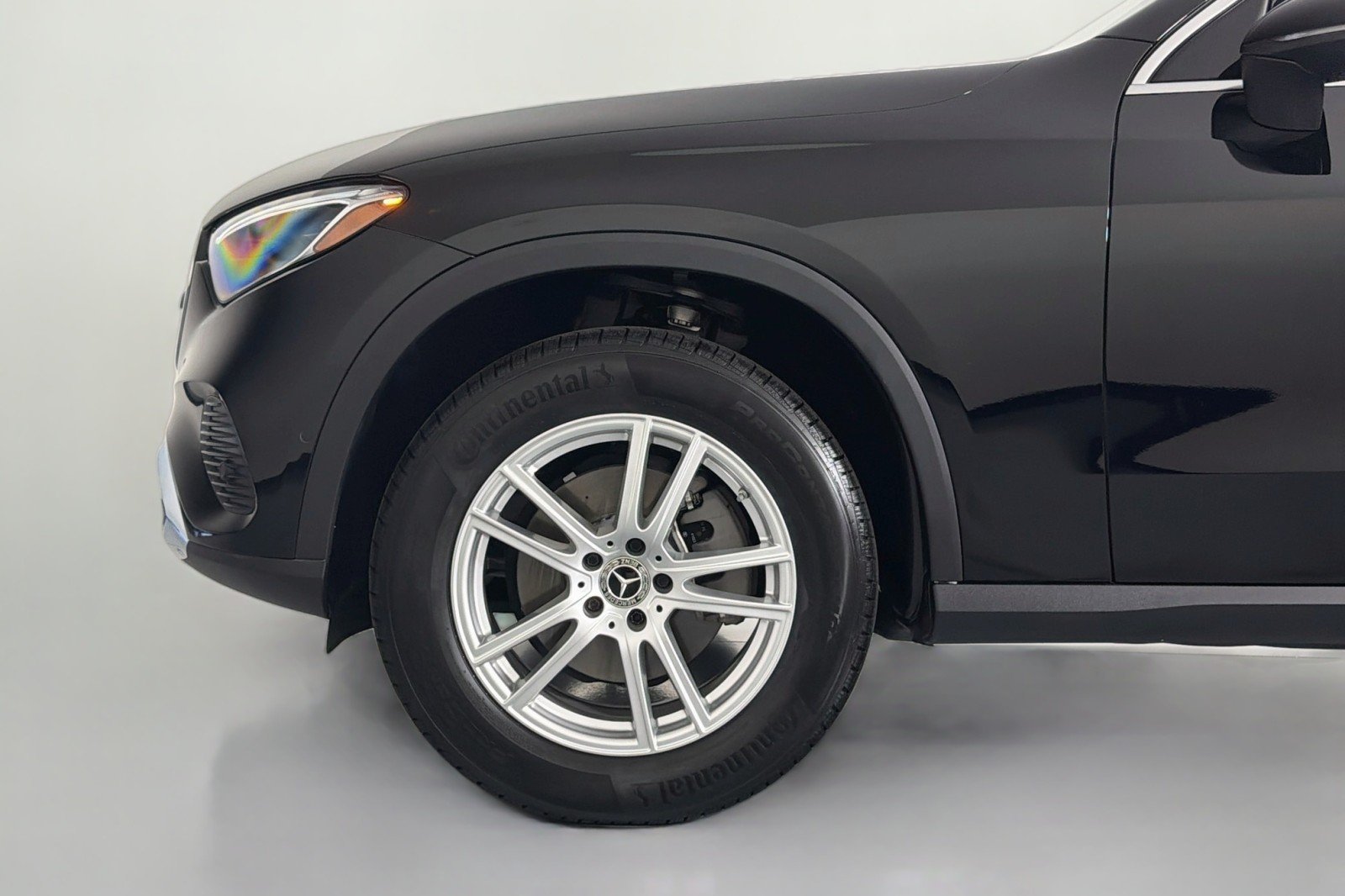 Used 2023 Black Mercedes-Benz 300 image 9