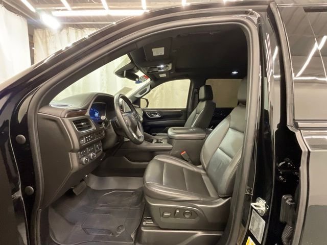 Used 2023 Black Chevrolet Z71 image 10
