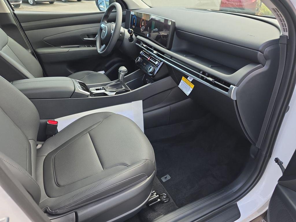 New 2026 White Pearl Hyundai SEL FWD image 32