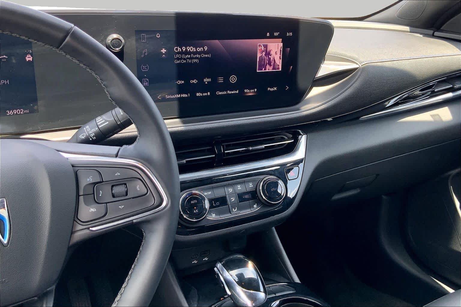 Pre-Owned 2024 Buick Envista Sport Touring