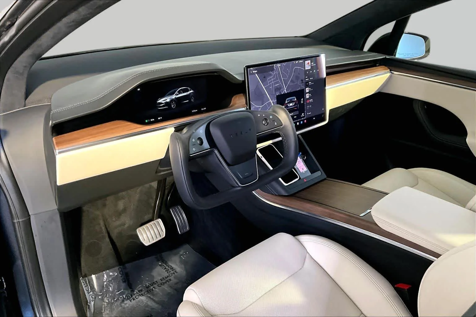 Used 2024 Pearl White Multi-Coat Tesla  image 16