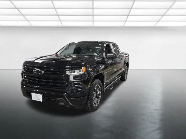 Used 2022 Black Chevrolet RST image 9