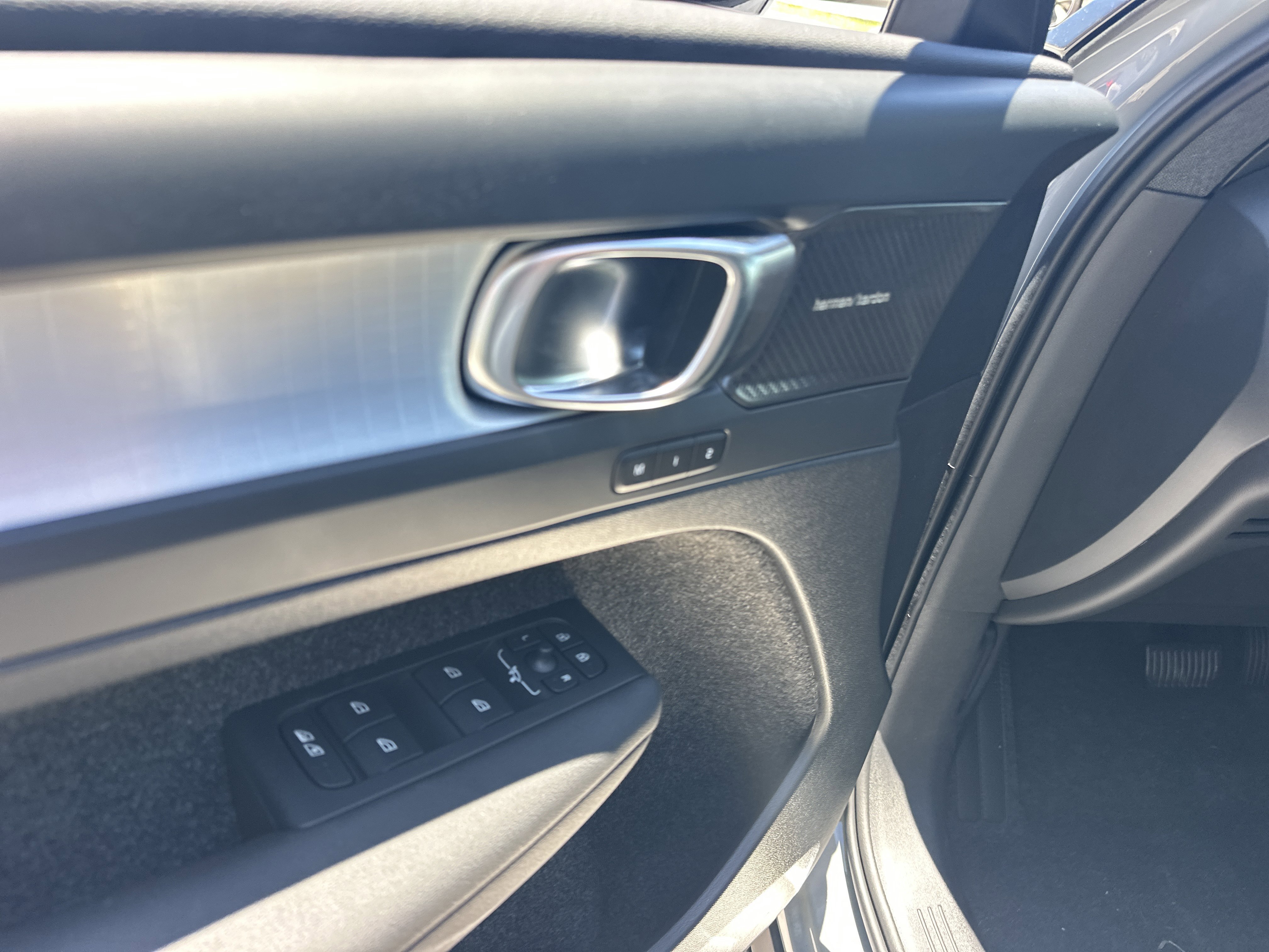 New 2026 Vapour Grey Volvo Ultra image 16