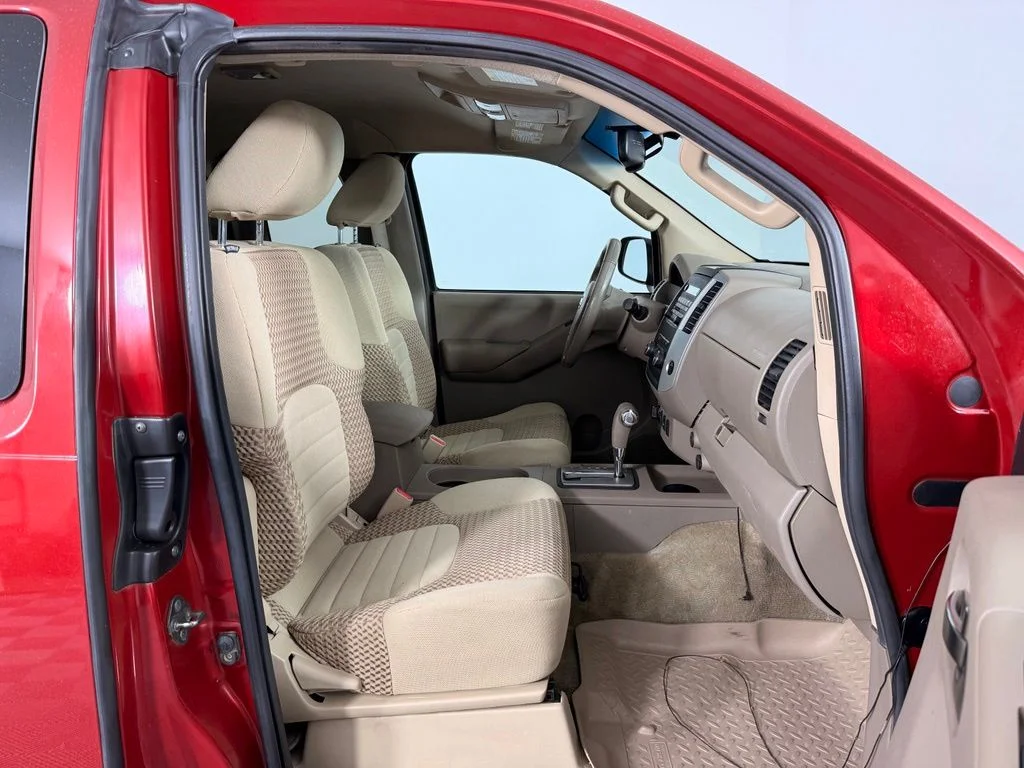 Used 2012 Red Nissan SV image 16