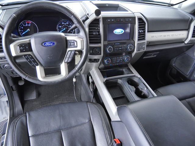 Certified Used 2020 White Ford Lariat image 4