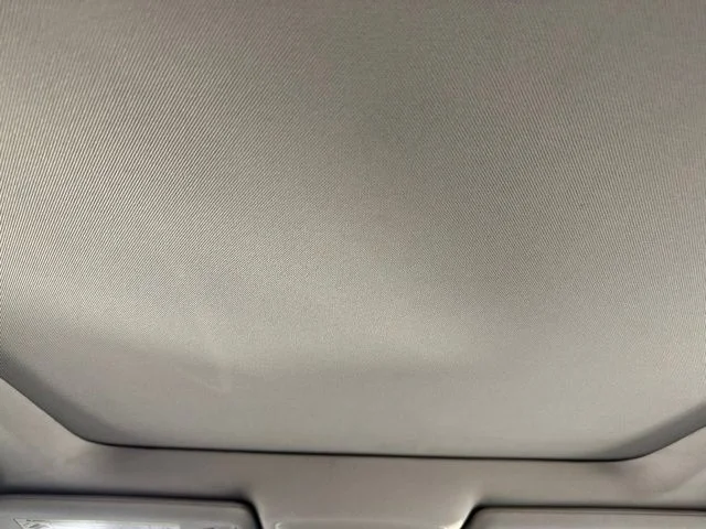 Used 2018 Blue Nissan SV image 28