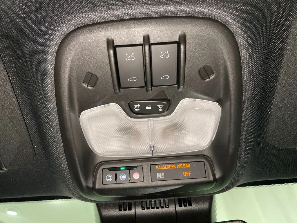2024 Chevrolet Colorado ZR2 - Photo 23