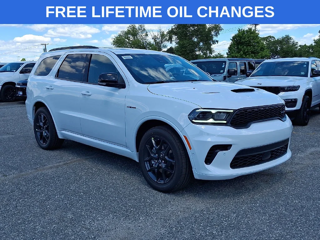 New 2026 White Knuckle Clear-Coat Exterior Paint Dodge GT Plus HEMI V8 image 1