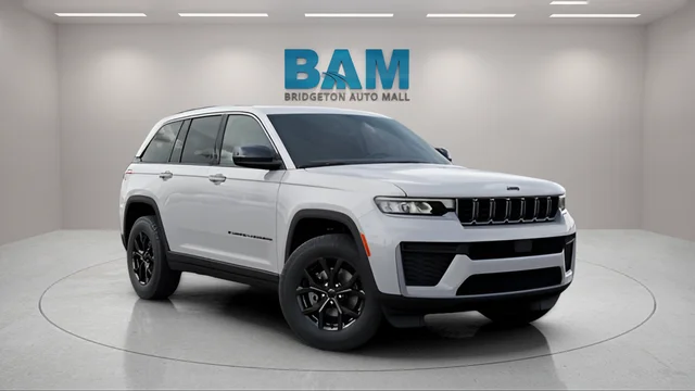 2026 Jeep Grand Cherokee Laredo Altitude