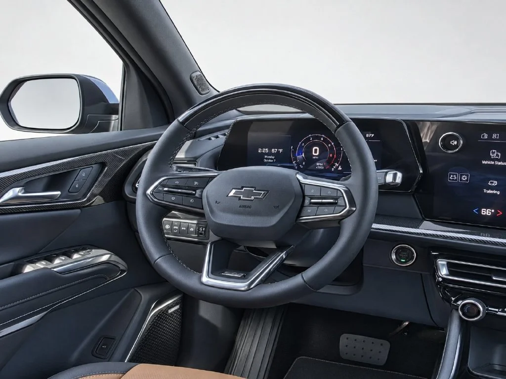 New 2027 Black Chevrolet Z71 image 36