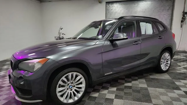 Used 2015 Gray BMW xDrive28i image 4