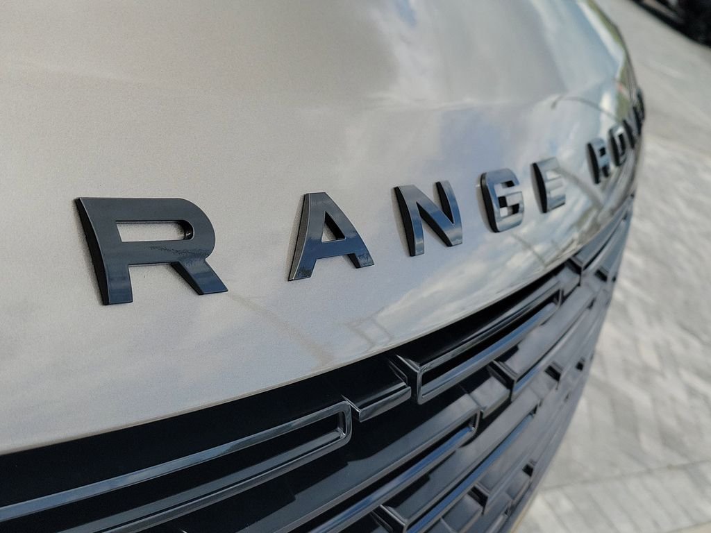 New 2026 Batumi Gold Land Rover SE image 9