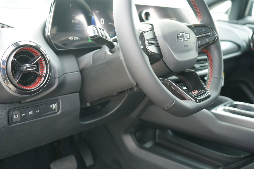 2025 Chevrolet Equinox EV RS - Photo 16