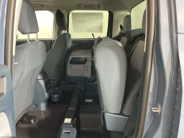 New 2026 Azure Gray Metallic Tri-Coat Ford XLT image 29