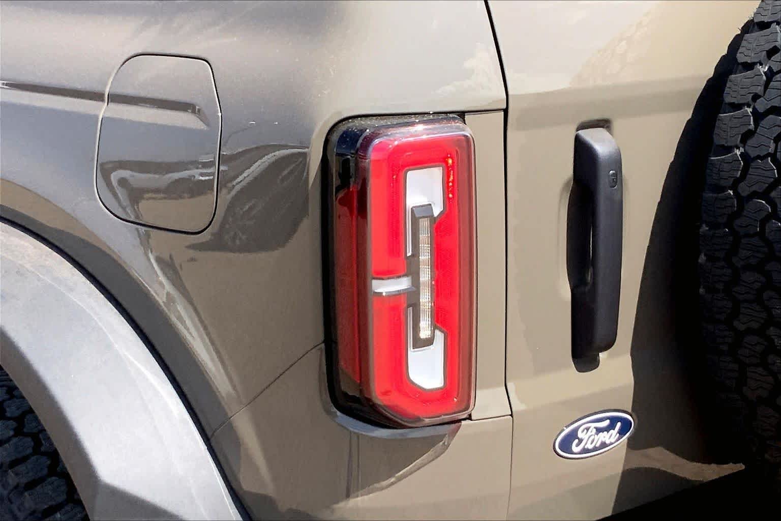 New 2026 Marsh Gray Ford Badlands® image 14