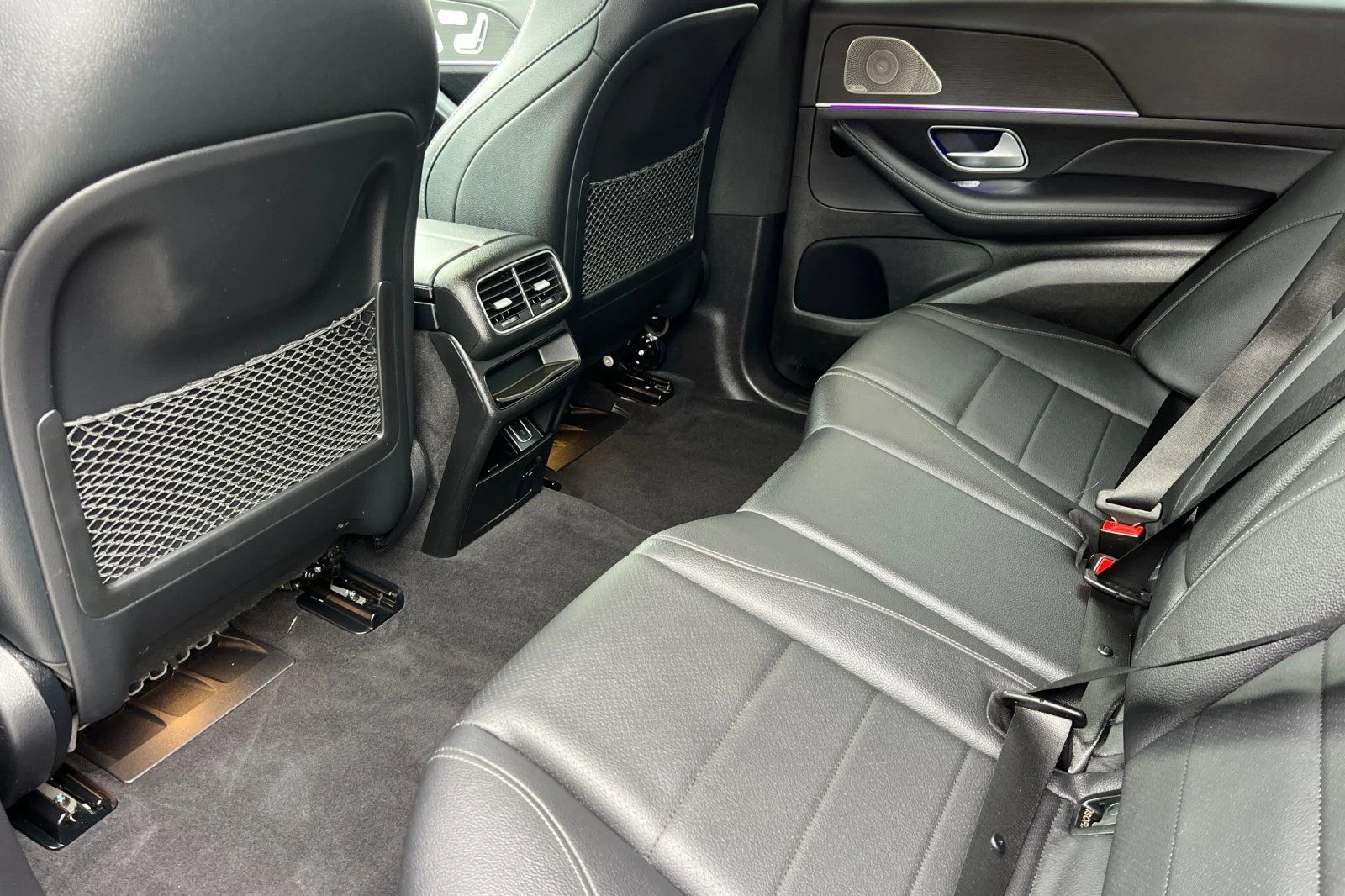 Used 2023 Silver Mercedes-Benz GLE 350 image 4