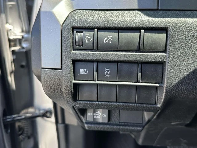 2024 Toyota Tacoma SR5 - Photo 25
