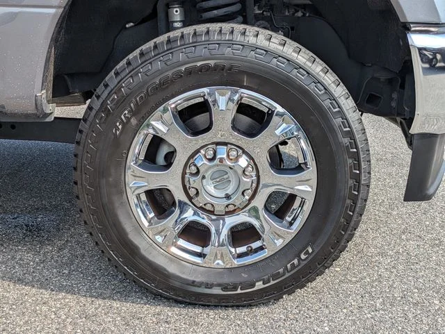 Certified Used 2022 Gray Metallic Ford Lariat image 11