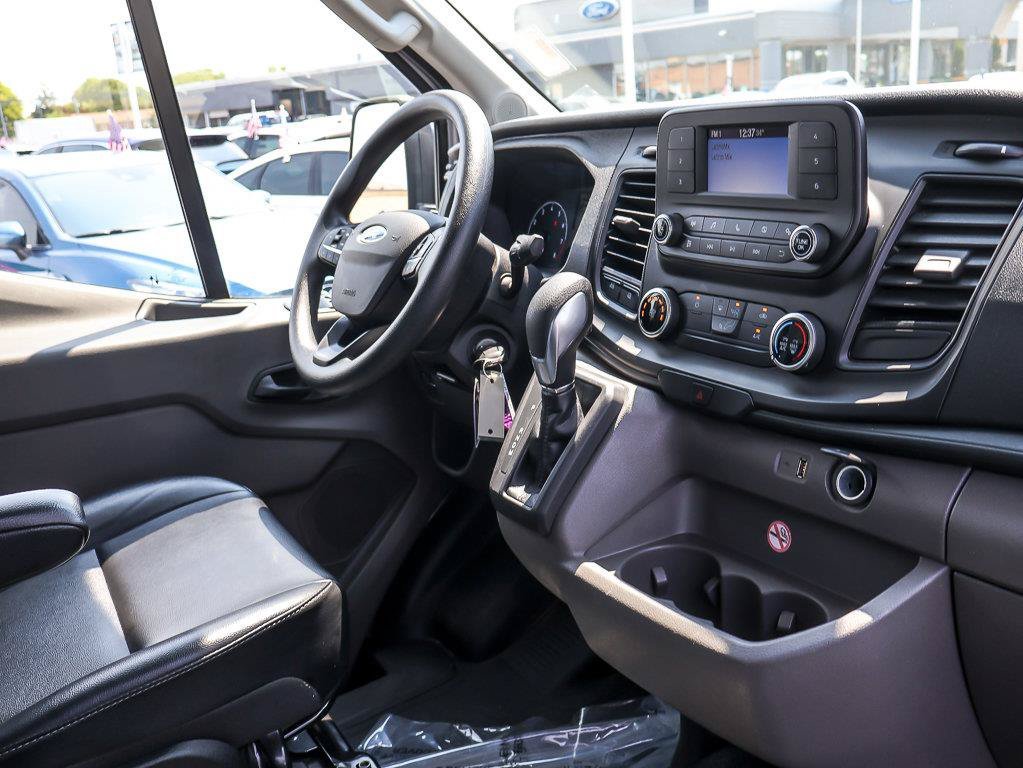 Used 2025 Oxford White Ford Base image 24
