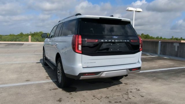 New 2026 Space Silver Metallic Ford Platinum® image 89