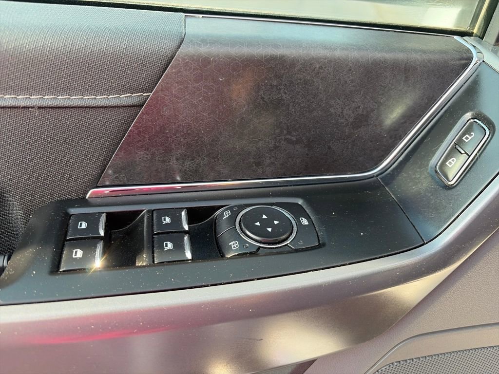 2025 Ford F-150 XLT - Photo 22