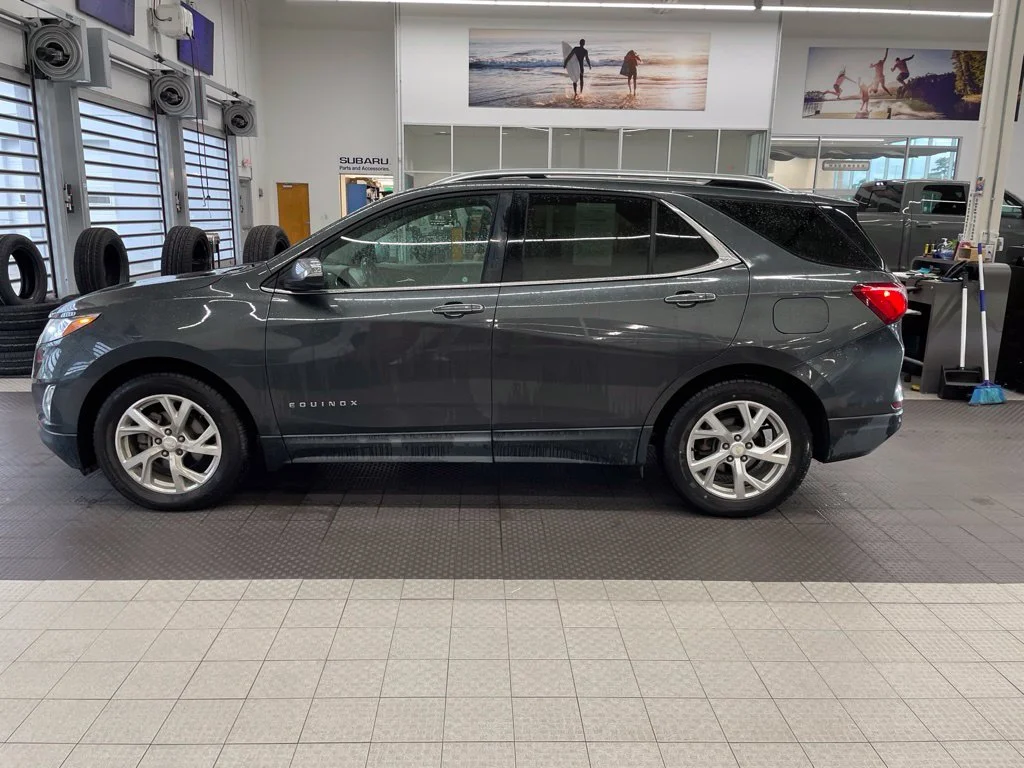 Used 2018 Chevrolet Equinox Premier with VIN 3GNAXPEU8JL174107 for sale in New Bern, NC