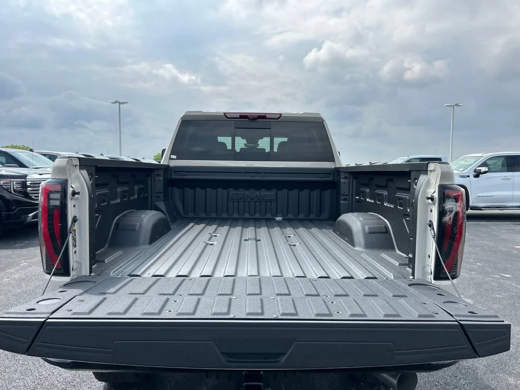 2026 GMC Sierra 2500HD AT4X - Photo 39