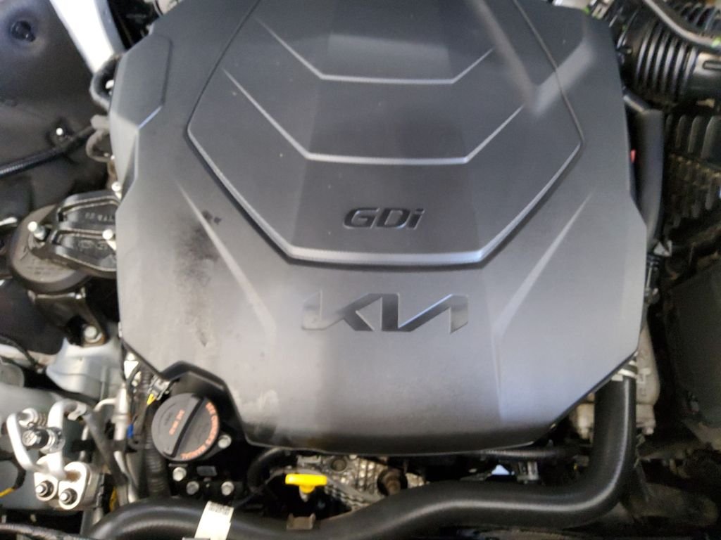 Used 2024 White Kia SX-Prestige image 21