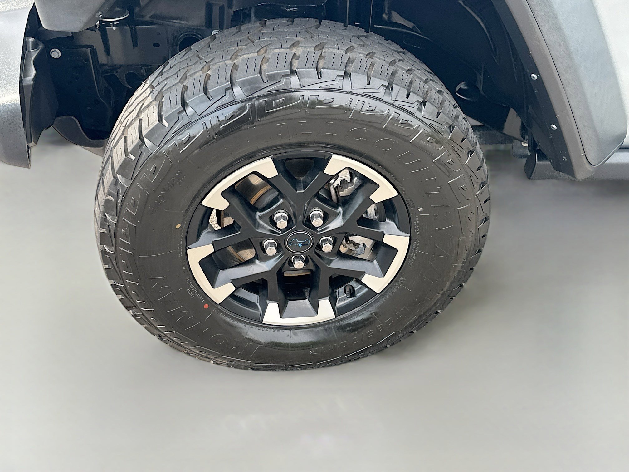 Certified Used 2024 Silver Zynith Clearcoat Jeep Rubicon image 27
