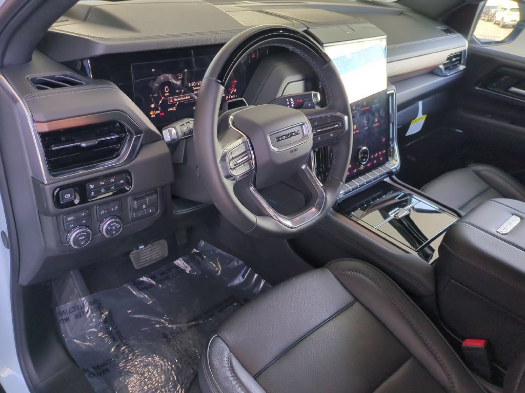 2026 GMC Yukon XL Denali - Photo 11
