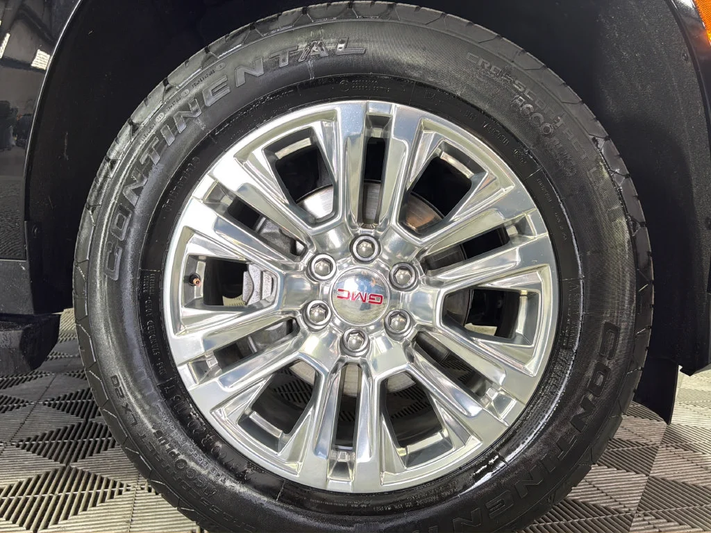 Certified Used 2025 Onyx Black GMC Denali image 44