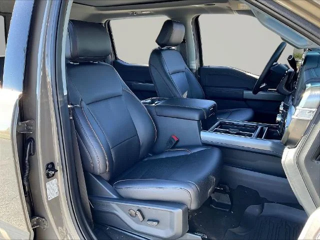 New 2027 Marsh Gray Metallic Ford F-250® Lariat® image 52