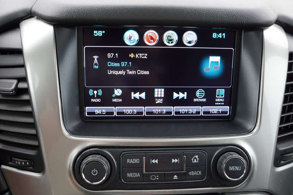 Used 2019 White Chevrolet LT image 31