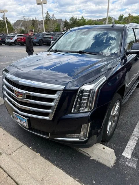 2018 Cadillac Escalade AWD Luxury's photo