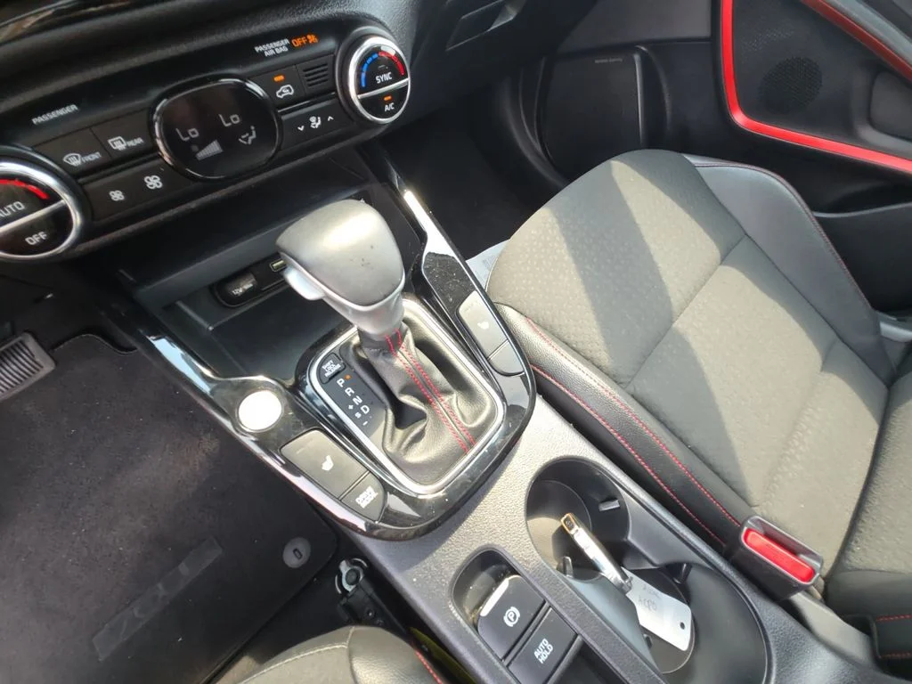 Used 2024 Gray Kia GT-Line image 18