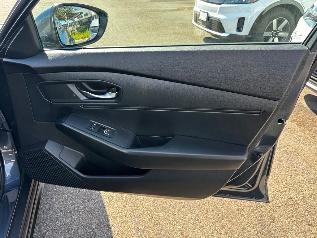 Used 2024  Honda LX image 14