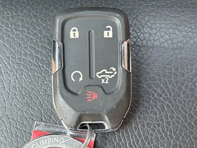 Used 2020 Black GMC Denali image 26