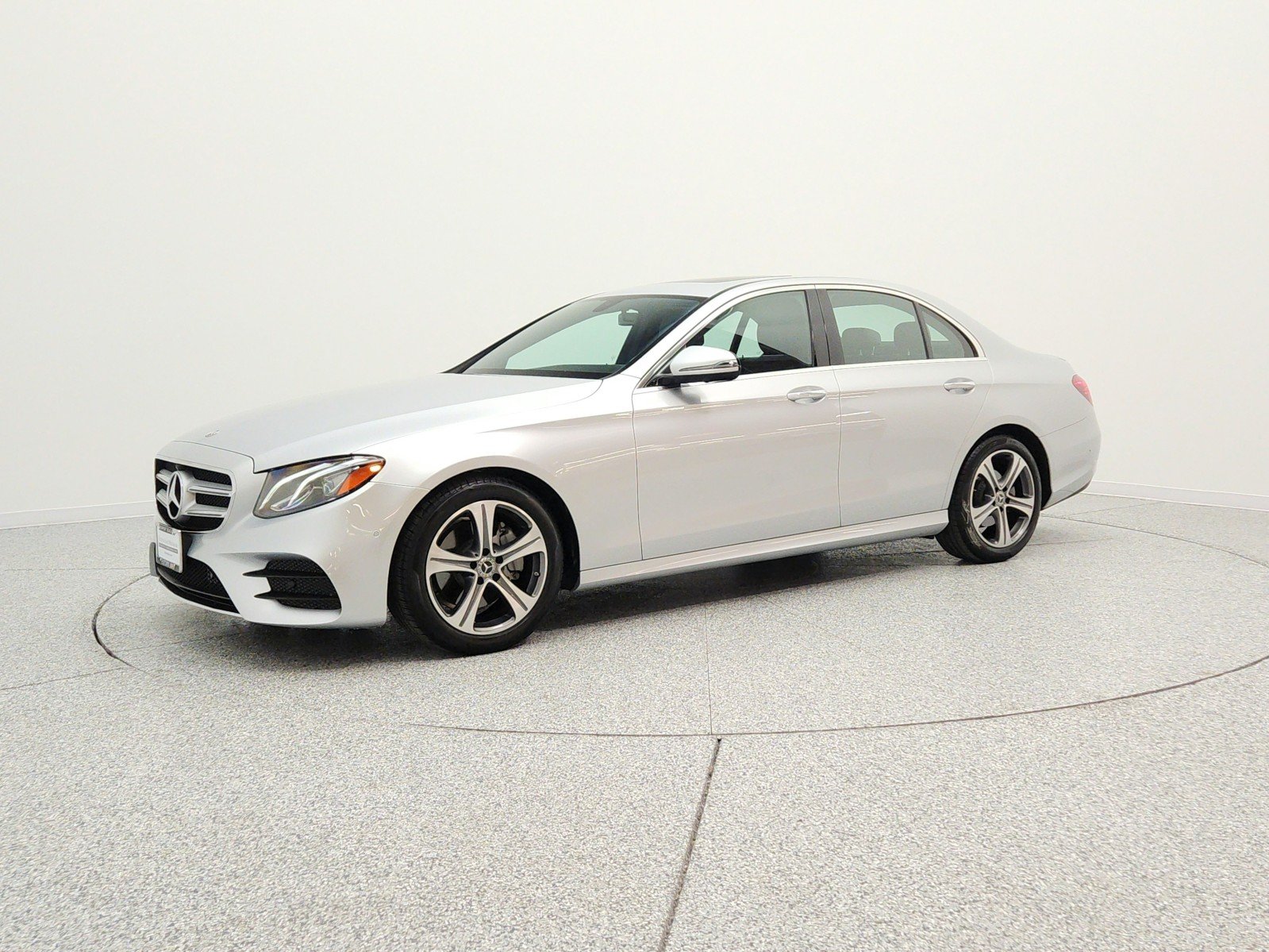 2019 Mercedes-Benz E-Class E300's photo